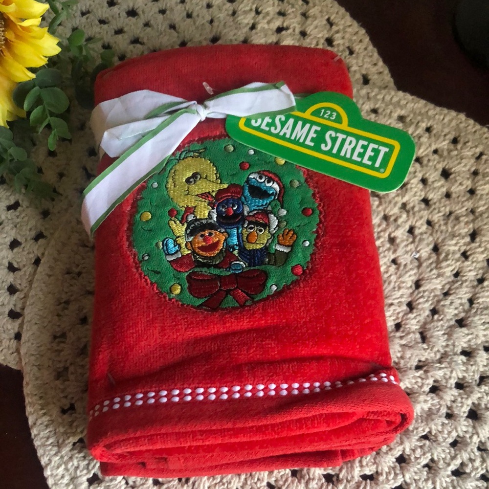 Sesame Street Christmas Hand Towels